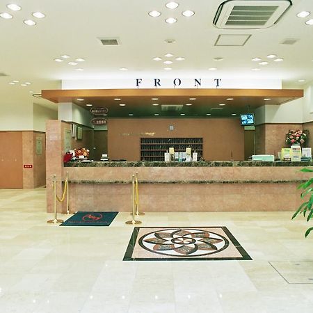 Toyoko Inn Yokohama Minatomirai-Sen Nihon-Odori Ekimae Buitenkant foto