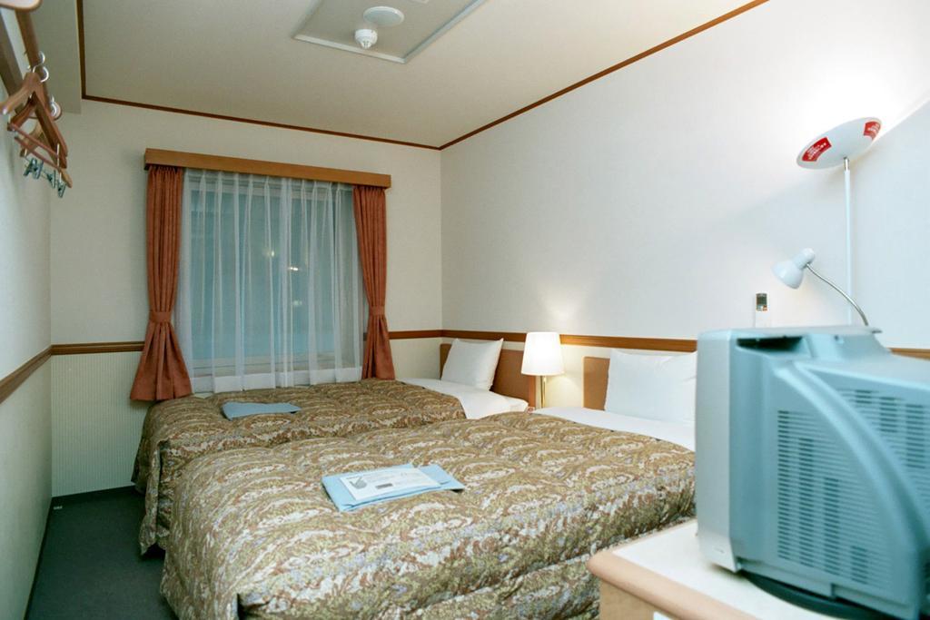 Toyoko Inn Yokohama Minatomirai-Sen Nihon-Odori Ekimae Kamer foto